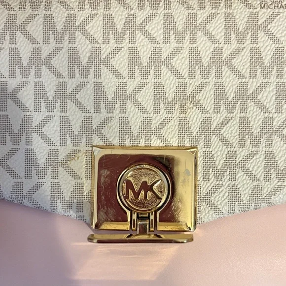 Michael Kors Crossbody Bag in Pink and Gray - Picture 8 of 9